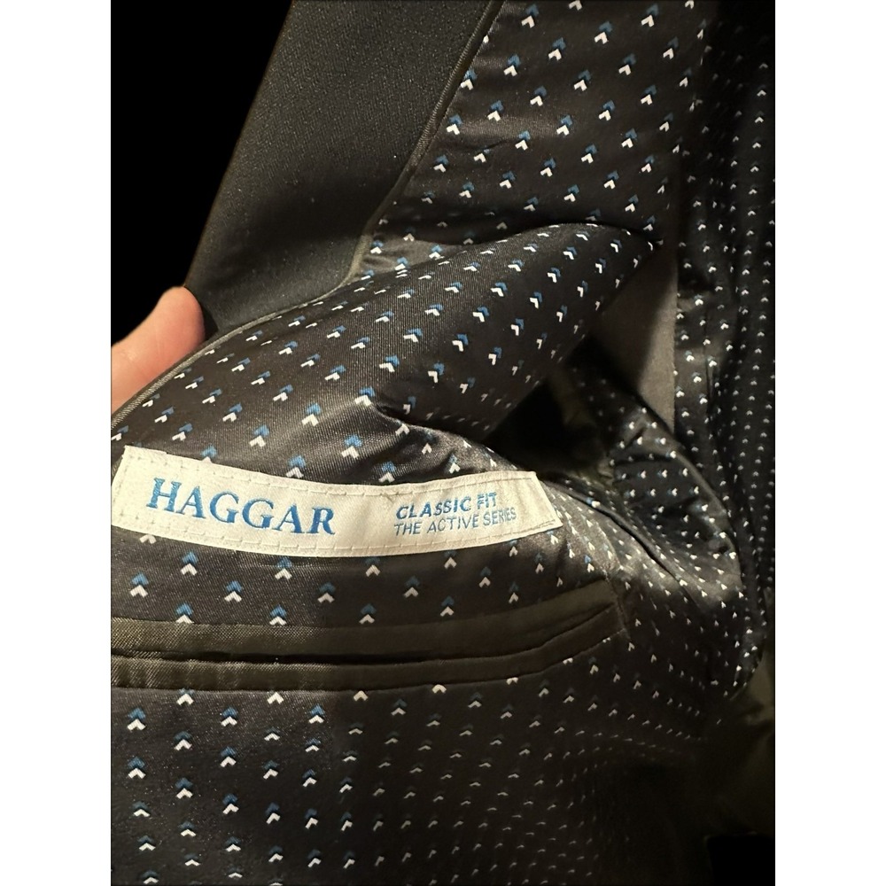 Haggar Mens Full Suit Jacket Black Button Collared Pants Size 38x34 & Tie - Picture 2 of 4